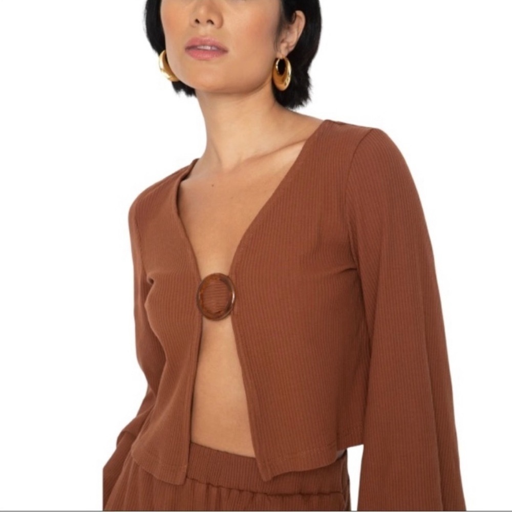 Callahan Coco Mocha Long Bell Sleeve Top